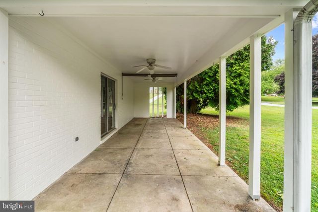 3 NOB HILL PARK DR, Reisterstown, MD 21136