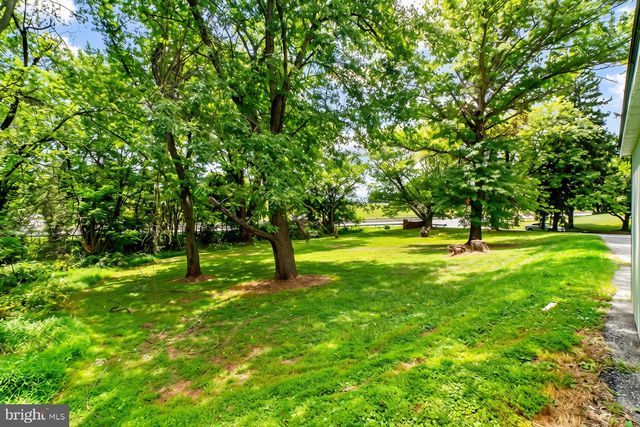 3 NOB HILL PARK DR, Reisterstown, MD 21136