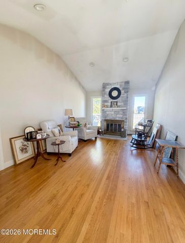 2 Knoll Terrace, Hazlet, NJ 07730