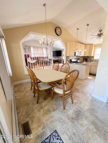 2 Knoll Terrace, Hazlet, NJ 07730