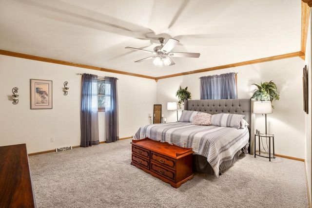 S83W27570 Beaver TRAIL, Mukwonago, WI 53149