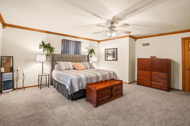 S83W27570 Beaver TRAIL, Mukwonago, WI 53149