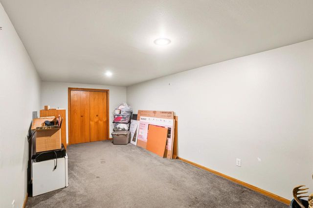 S83W27570 Beaver TRAIL, Mukwonago, WI 53149