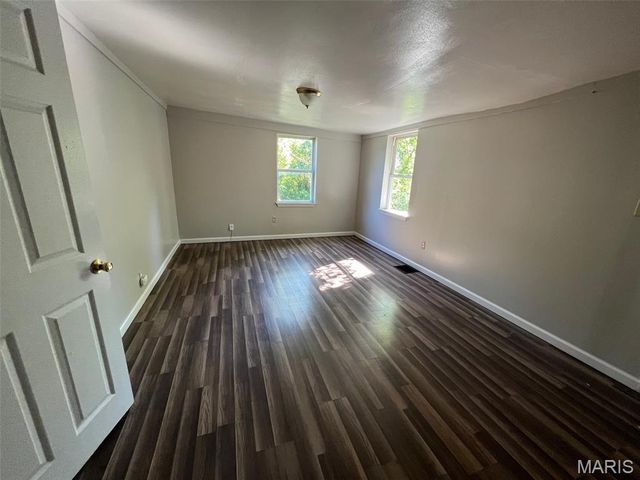 5468 Janet Avenue, St Louis, MO 63136