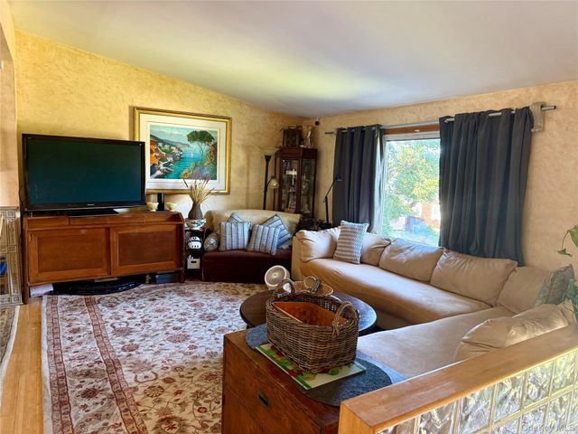92 Linden Avenue, Ossining, NY 10562