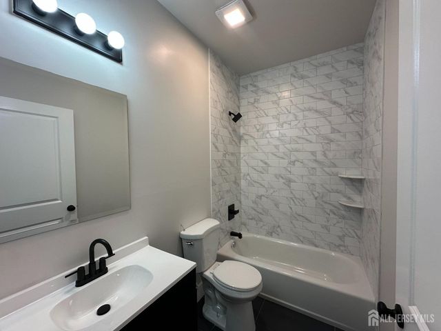 213 French Street 6, New Brunswick, NJ 08901