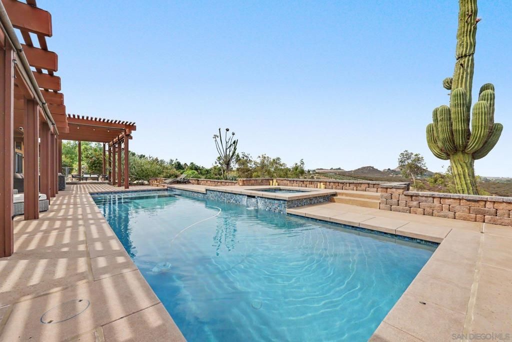 30218 Cool Valley Ln, Valley Center, CA 92082 — exterior