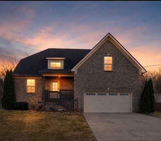 533 Johnstown Dr, Smyrna, TN 37167