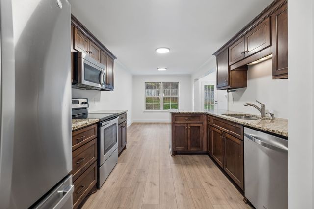 533 Johnstown Dr, Smyrna, TN 37167