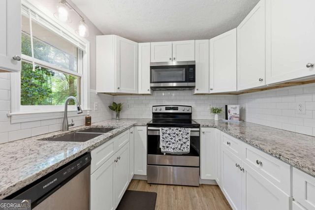 53 Mona Place, Dallas, GA 30132