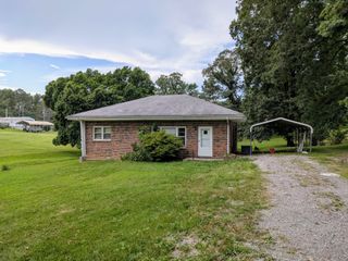3007 Green Hill Dr, Centerville, TN 37033