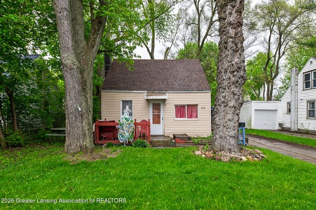 2405 Forest Avenue, Lansing, MI 48910