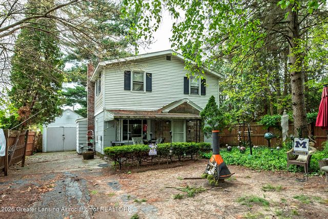 2405 Forest Avenue, Lansing, MI 48910