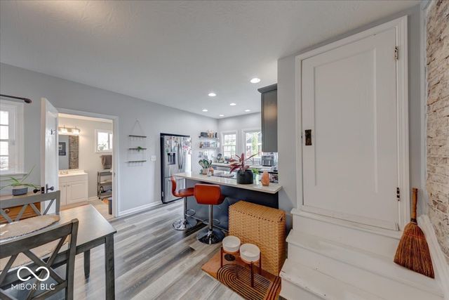 4578 Carrollton Avenue, Indianapolis, IN 46205