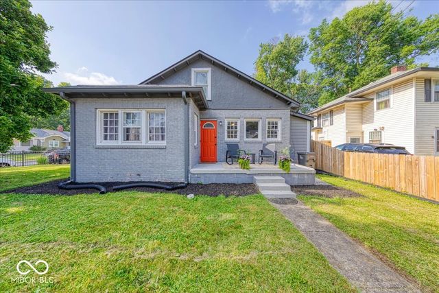 4578 Carrollton Avenue, Indianapolis, IN 46205
