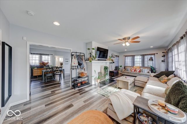 4578 Carrollton Avenue, Indianapolis, IN 46205