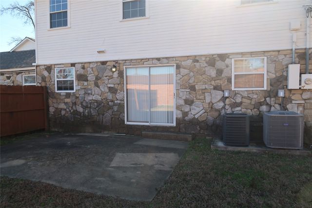 406 Denny Street B, Howe, TX 75459