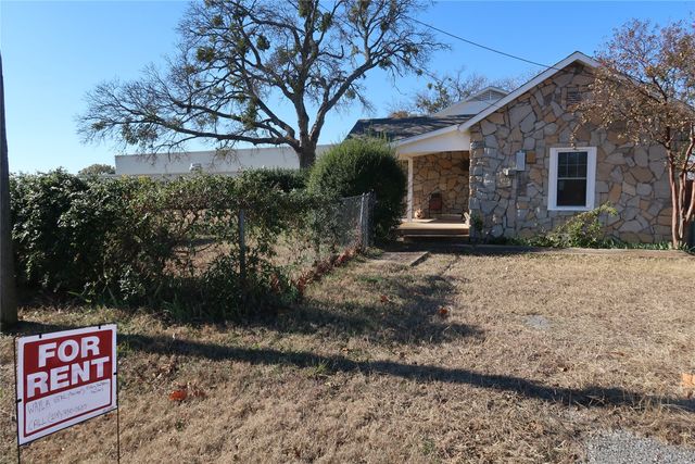 406 Denny Street B, Howe, TX 75459
