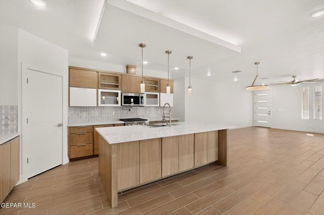 7409 NORTE MESA Lane, El Paso, TX 79934
