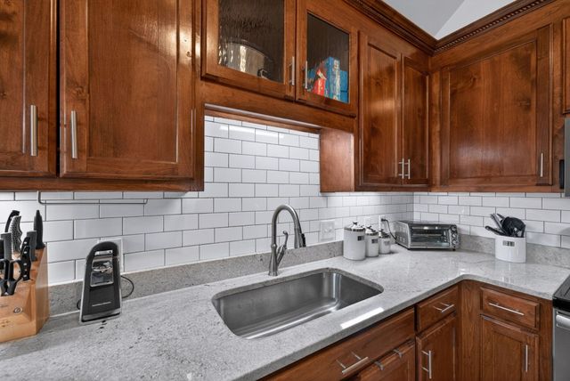 4005 Summit Dr, Greenbrier, TN 37073
