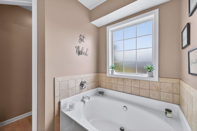 4005 Summit Dr, Greenbrier, TN 37073