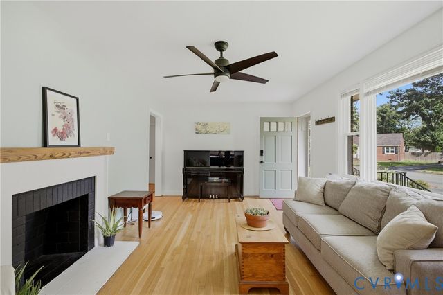 8713 Rolando Dr, Henrico, VA 23229