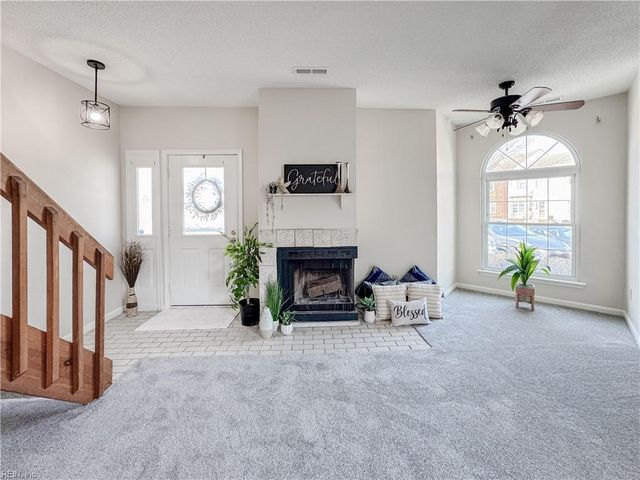 3659 Essex Pond QUAY, Virginia Beach, VA 23462