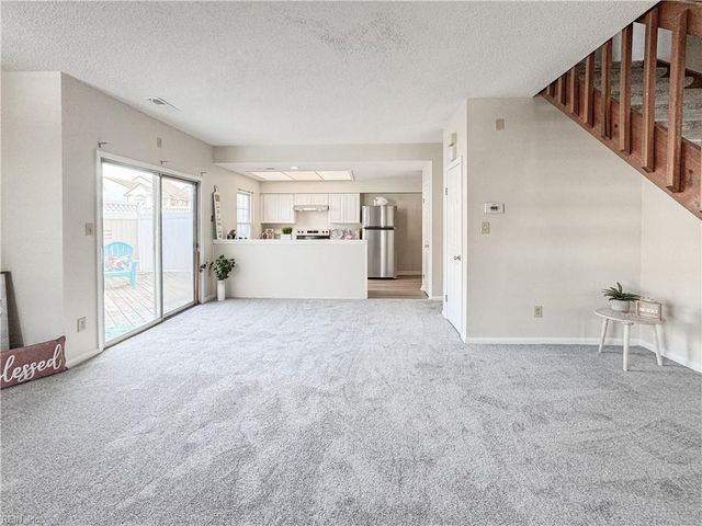 3659 Essex Pond QUAY, Virginia Beach, VA 23462