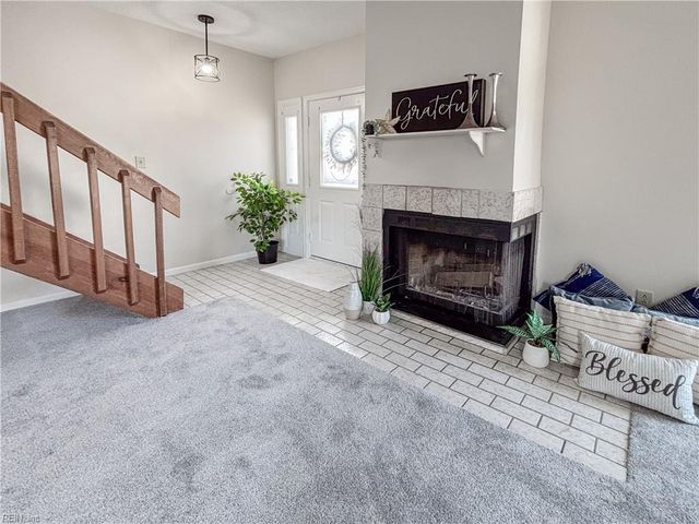 3659 Essex Pond QUAY, Virginia Beach, VA 23462