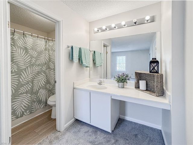 3659 Essex Pond QUAY, Virginia Beach, VA 23462