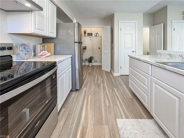 3659 Essex Pond QUAY, Virginia Beach, VA 23462