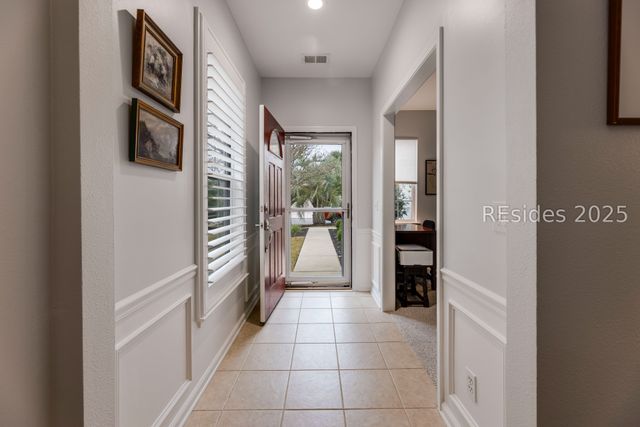 34 Pineapple Dr, Bluffton, SC 29909