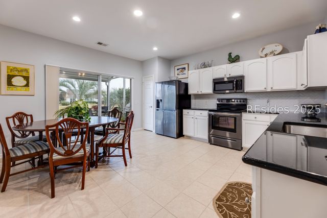 34 Pineapple Dr, Bluffton, SC 29909