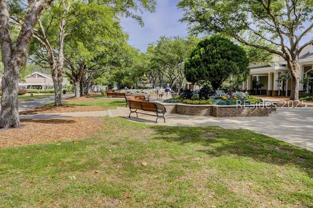 34 Pineapple Dr, Bluffton, SC 29909