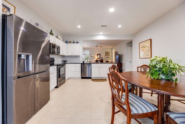 34 Pineapple Dr, Bluffton, SC 29909