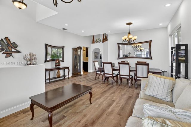 16307 NW 17th Ct, Pembroke Pines, FL 33028