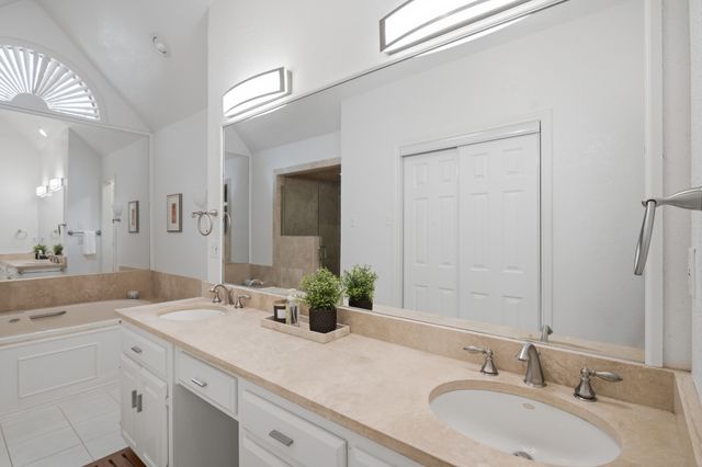 1901 Shadow Trail, Plano, TX 75075