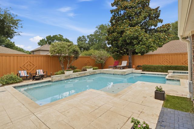 1901 Shadow Trail, Plano, TX 75075