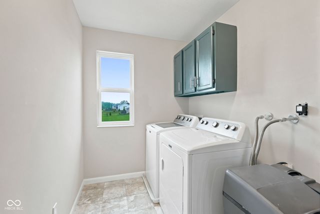 9802 Violet Circle, Indianapolis, IN 46239