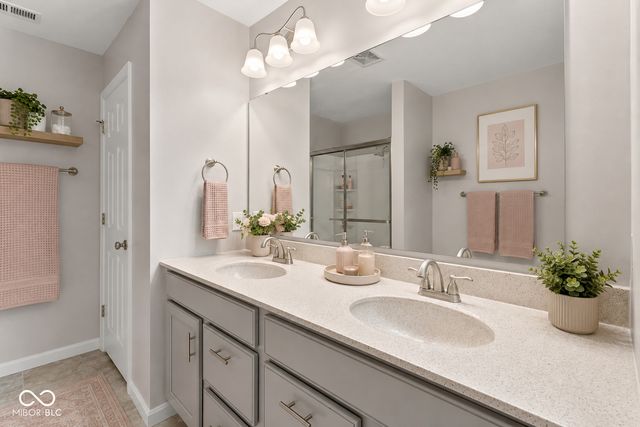 9802 Violet Circle, Indianapolis, IN 46239