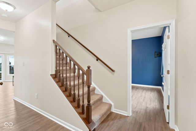 9802 Violet Circle, Indianapolis, IN 46239
