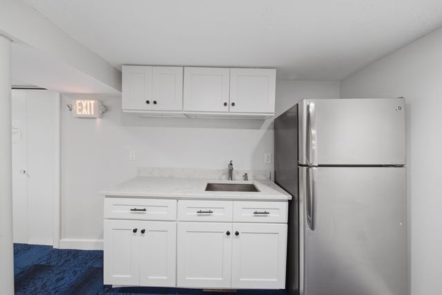 188-190 Sumner St, Boston, MA 02128