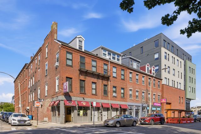 188-190 Sumner St, Boston, MA 02128