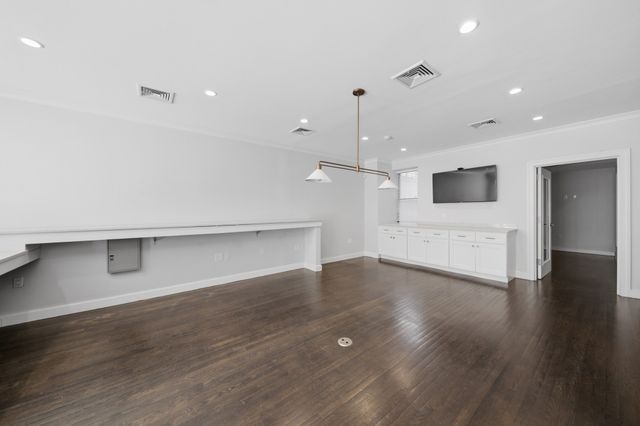 188-190 Sumner St, Boston, MA 02128