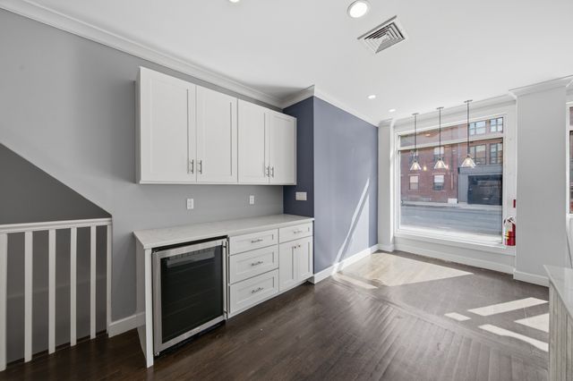 188-190 Sumner St, Boston, MA 02128