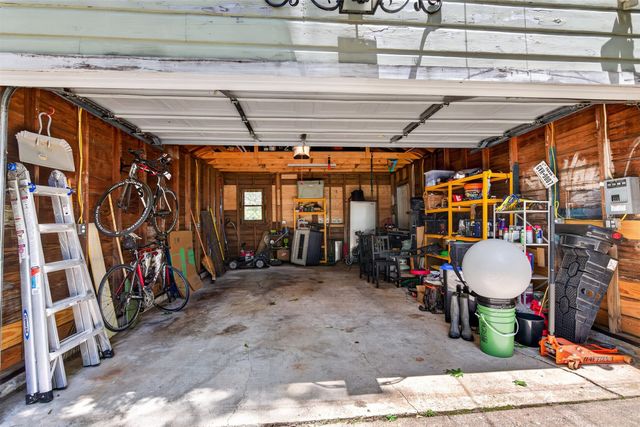 704 Oneonta Street, Shreveport, LA 71106