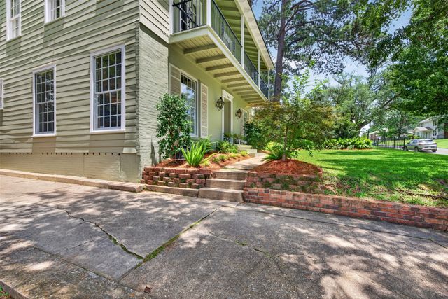 704 Oneonta Street, Shreveport, LA 71106