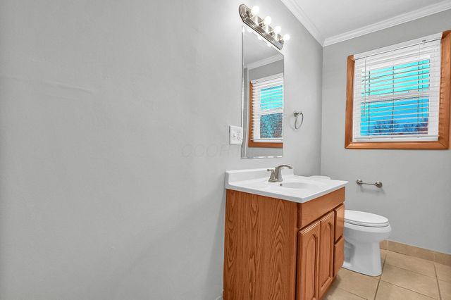 1284 Deeds Road, Granville, OH 43023