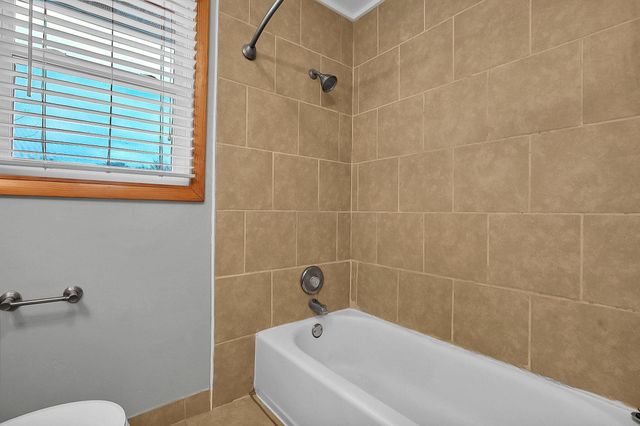 1284 Deeds Road, Granville, OH 43023