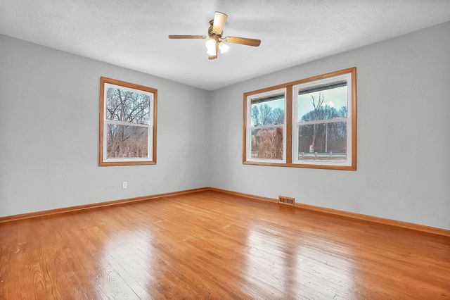 1284 Deeds Road, Granville, OH 43023